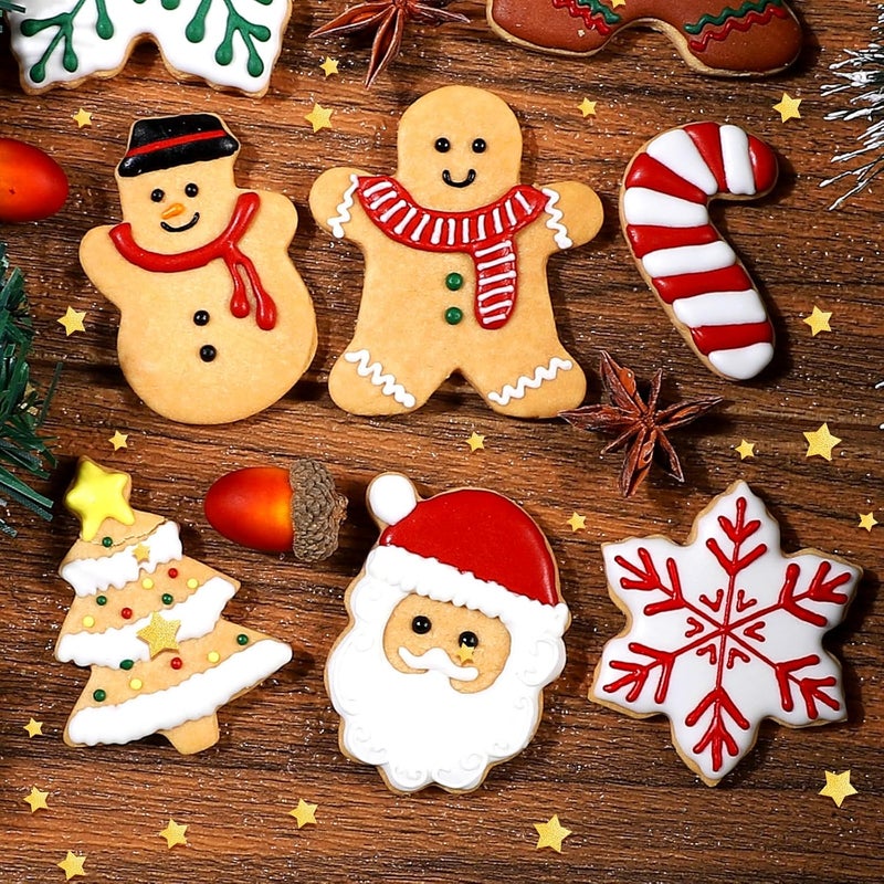 BakingWorld Christmas Cookie Cutters - 18 Pcs Holiday Cookie Cutter Set - Santa Face, Christmas Tree, Snowflake, Gingerbread Men, Snowman and Candy Cane Shapes Cookie Molds for Winter Holiday DIY Baking - Image 3